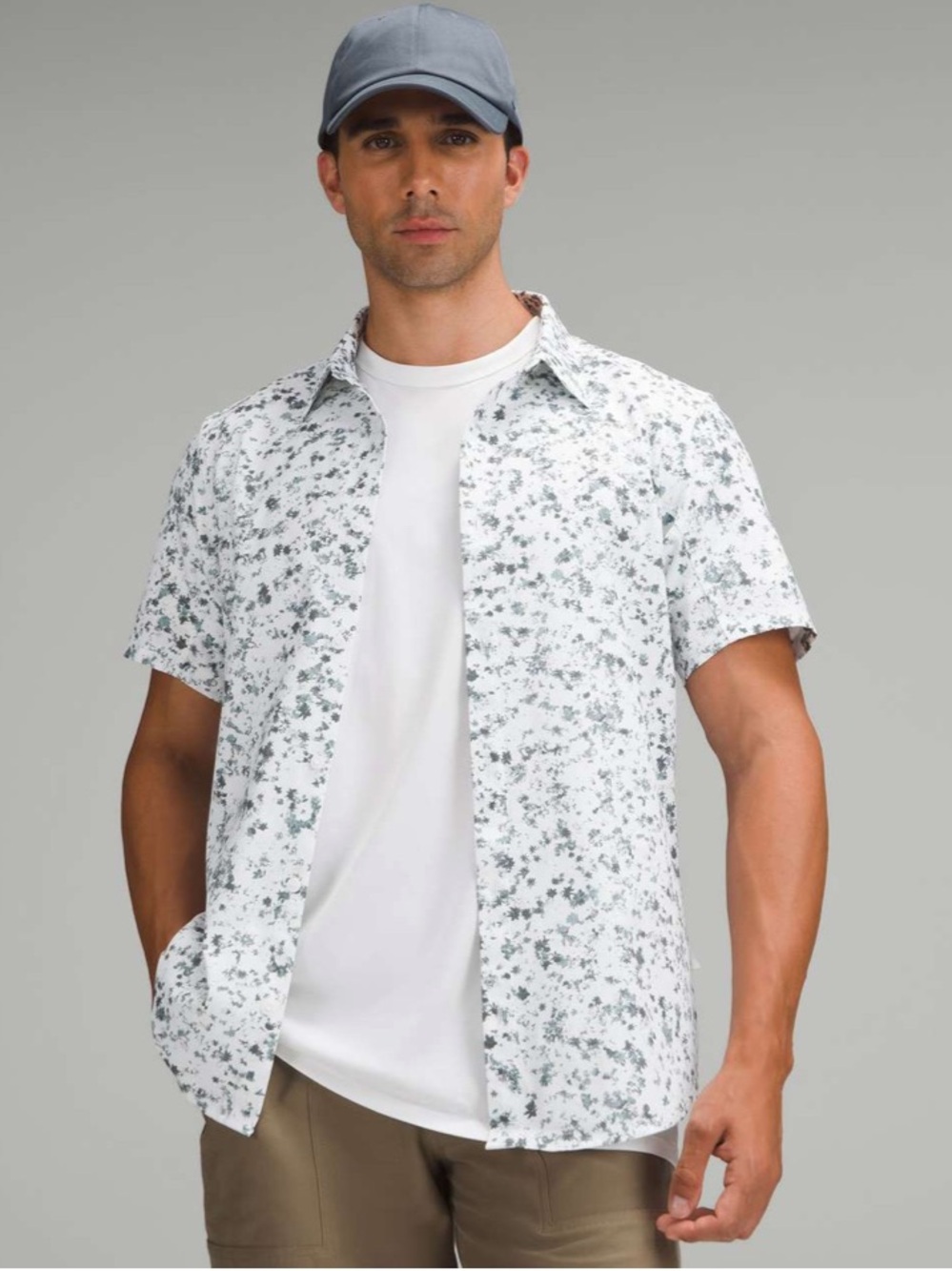 Lululemon Men’s Airing Easy Short-Sleeve Shirt Fragmented Floral White Sz Med??